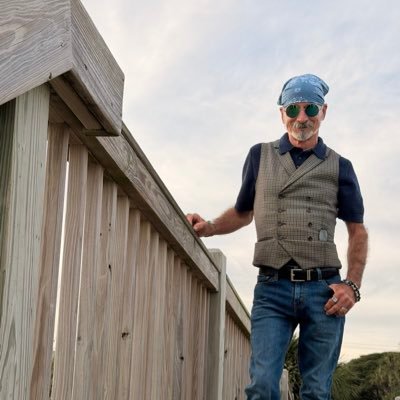 JimiEdward88904's profile picture. Born in Hawaii—raised in South Carolina. Worked in Hollywood as a sound engineer. Built studios in Nashville. Done a lot of living! NEW EP on SoundCloud.