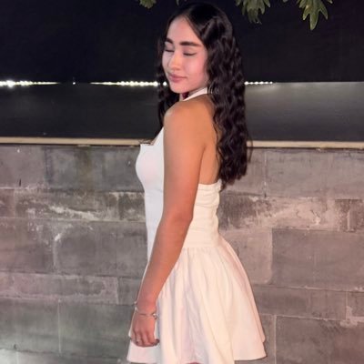 taniauvel's profile picture. 