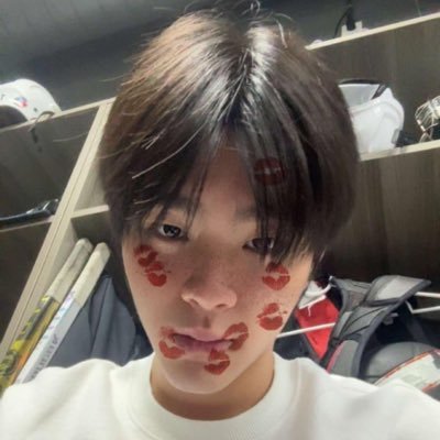 codekinn's profile picture. barcode tin and kin thanachai 🏎️♥️🏒 • pondphuwin, aouboom enjoyer • gl watcher 👩‍❤️‍💋‍👩