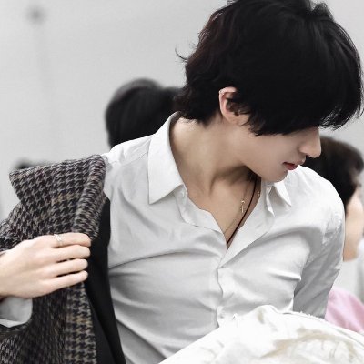 antoenlee's profile picture. RP / Romantic cynicism.