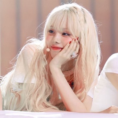 beautycorew's profile picture. — 𝓦𝗿𝗶𝘁𝗶𝗻𝗴 𝗯𝘆 𝓝𝗲𝘃𝗶𝗹𝗹𝗲 𝓖𝗼𝗱𝗱𝗮𝗿𝗱 . . . ୨ৎ 仮定の法則 🇧🇷🇯🇵