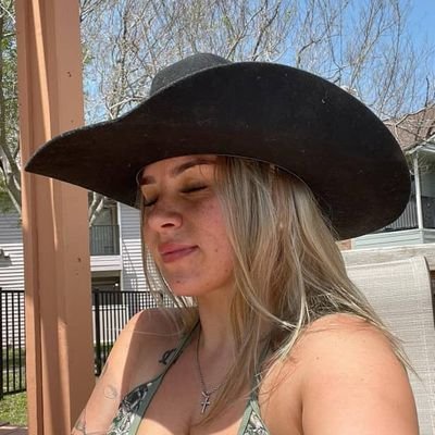 lindakatie20825's profile picture. I am  here to  find  long  time relationship