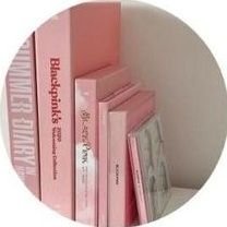 about_darlingg's profile picture. 