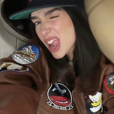 callowaybriar's profile picture. books and my favs