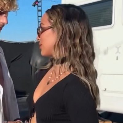 jawbreakerchaos's profile picture. everyone’s a star! track 8