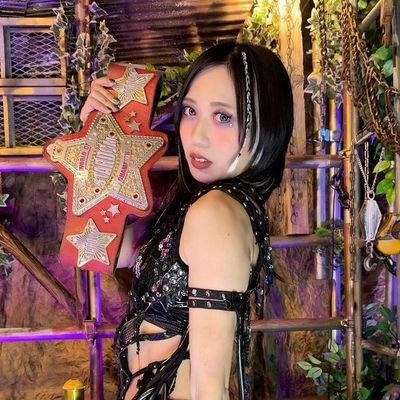 CosmicAngelVel's profile picture. 