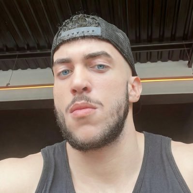 Marcelo01815980's profile picture. Não gosta de práticas abusivas de empresas? Boicote. Não gosta de práticas abusivas do Estado? ...