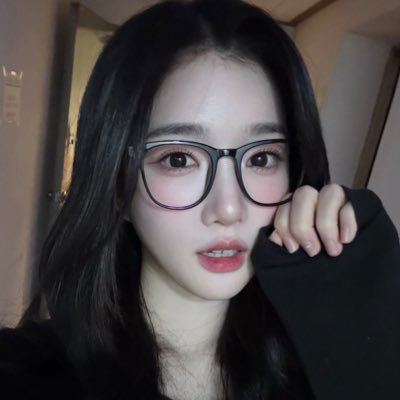 meowjian's profile picture. ⟢ S5 + S6 | @pekssstar