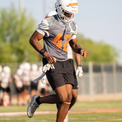 MaxwellT56715's profile picture. 505-205-7888 |20 years old| S/DB | 6’0 185 bw| 285 bench| 500 squat| 235 power clean| #TRANSFERPORTAL|Qualifier|