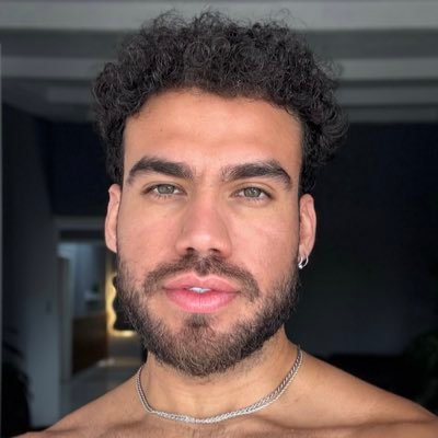 badt3to's profile picture. https://t.co/WECFQ6YjLY 🔗 https://t.co/SH1evQQuv1