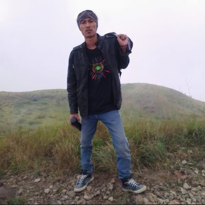 zefandmahendra's profile picture. avoid what makes you upset