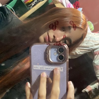 EMoumary's profile picture. 