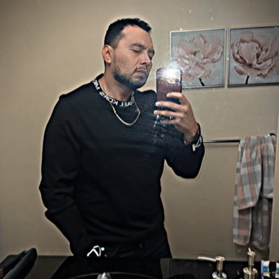 GaboHrz's profile picture. mi otra cuenta @Hrzgab me la robaron… está es la nueva y única que utilizó 🖖🏼