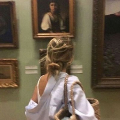 willow_jsl's profile picture. 