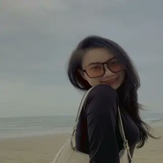 EllieN3556's profile picture. 