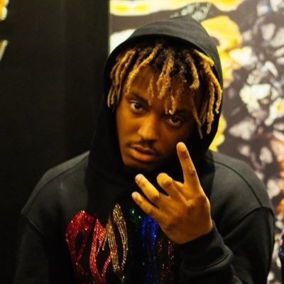 makeouthill1123's profile picture. 