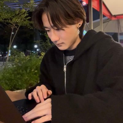 kyo__ya_sns62's profile picture. 2025.0302〜開業| 郵〇配達員➪独立 | 複数ジャンル展開＆プロモーション | 動画編集・デザイン・イラスト・ライター・ブロガーetc | 05世代| 新潟↔東京 目標  ビジネスパートナーを見つけて赤字の法人を買い取って立て直すこと| 信頼できるビジネスパートナー募集中✌️