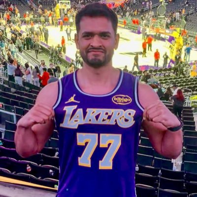 XOLakeShow's profile picture. 𝙏𝙝𝙚 𝙡𝙪𝙘𝙠𝙮 𝙘𝙝𝙖𝙧𝙢 𝙖𝙩 𝙇𝙖𝙠𝙚𝙧𝙨 𝙜𝙖𝙢𝙚𝙨 • 𝙇𝙪𝙠𝙖 & 𝘼𝙍: 𝟭𝟯-𝟮 𝙧𝙚𝙘𝙤𝙧𝙙 || @Lakers ⟡ 𝙎𝙥𝙤𝙣𝙨𝙤𝙧𝙚𝙙 𝙗𝙮 @PolymarketSport