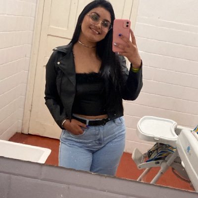 _IsaadoraT's profile picture. 