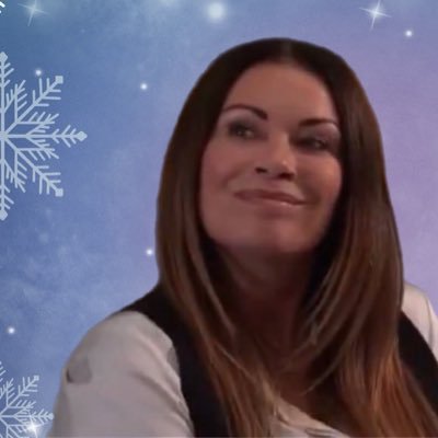 ameliasbrennan's profile picture. it’s queen latifah’s world we’re just living in it || (she/her) || white || 29 || bisexual || fan account