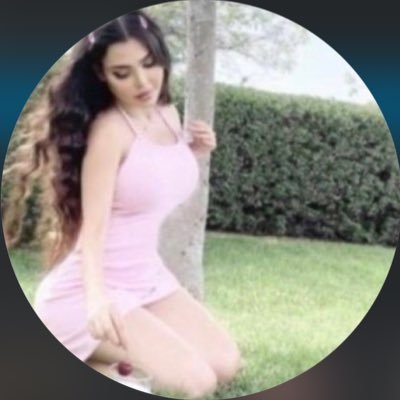 r2iir's profile picture. 