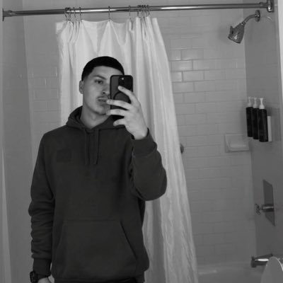 zzJguapo941's profile picture. 0️⃣2️⃣ Babii,FL 🌴🌴🌴