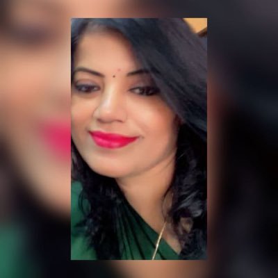 shobhana_88's profile picture. Work is worship-ಕಾಯಕವೇ ಕೈಲಾಸ/ Love my work ❤️/ singing 🎶❤️ Hard worker • Honest • Helping hand🤝 Dare to dream Big❤️ Knowledge is power 📚