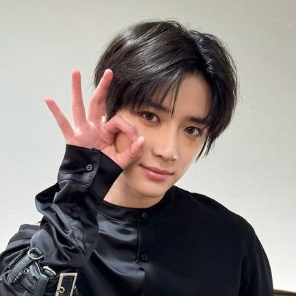 Beomgup's profile picture. 투모로우바이투게더, 𝗢𝟭.