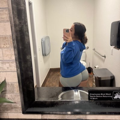 Madeinhello's profile picture. My OF is free 👀💙🤍                               Polish 🇵🇱                                                                Call  me Lyssa 😘