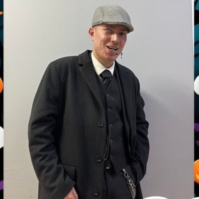 Sr_Pinguino_'s profile picture. Bogotá - Colombia
Superarse, persistir y nunca desistir.
Sc👻Sr_pinguino