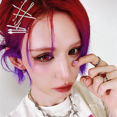 evoljae's profile picture. 💜  kibum 🌟 xlov 💜 🤗 🏳️‍🌈🇵🇷🇩🇴 
✨ ur 2nd gen gay kpop grandpa fan ✨ minors dni 🔞 i like designing things 💜 usa based