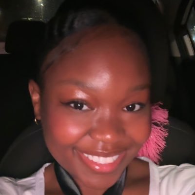 tranyiaaa's profile picture. cute. cunty. confident.