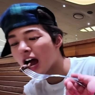 sepbonnie's profile picture. aos sábados vou ao presídio levar a marmita da minha mulher claire 19 facadas