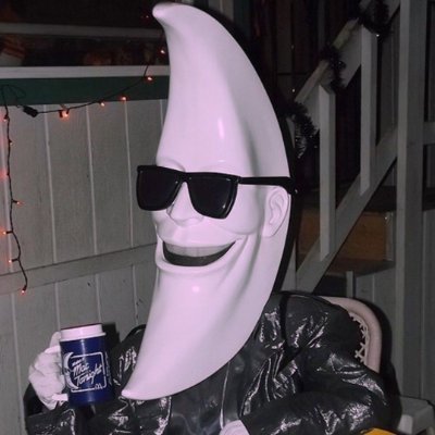 Non_EXistenUSer's profile picture. I'm in love - set you free
Oh, she's only looking to me
Only love breaks her heart