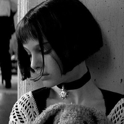 carteladremedio's profile picture. !🎧. vent acc 
.
Eu não tenho namorada, minha namorada é the vampire diaries