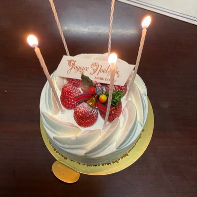 R2Se4p's profile picture. 自分の好きなスイーツを紹介するアカウントです

WEBサイト→https://t.co/fTNzFJi959