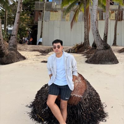 Keeeviiin04's profile picture. Ilonggo | ‘95