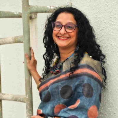 hyderabadibeats's profile picture. Hyderabadi, writer who contributed recipes to two books, book lover, finds cooking therapeutic. Writes about grief from child loss, and life as well.