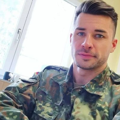 RodriguezH12589's profile picture. 