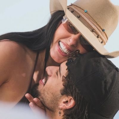 anafelipa23's profile picture. Leitora. Psicologia. Direito. Apaixonada por história e documentários
|
Advogada do Zé e da Ana por aqui| A GENTE É FELIZ ✨️