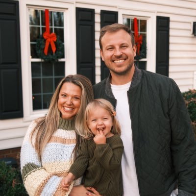 _t_Henni's profile picture. Col 3:23 ▫️Appalachian State 21’