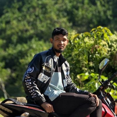 EmayetHossen's profile picture. AI lover | Online business builder |
Focused on growth, success & financial freedom 🌱