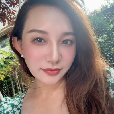 488487_laurier's profile picture. It’s always nice when fashion and taste align so perfectly..... No Porn,  #MAGA