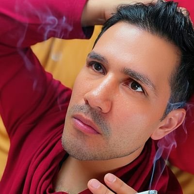 JulioMexico1's profile picture. salvado por la campana.