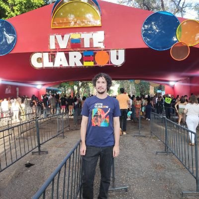 joaovitorbt's profile picture. Amante de comunicação, arte, cultura, entretenimento e política.