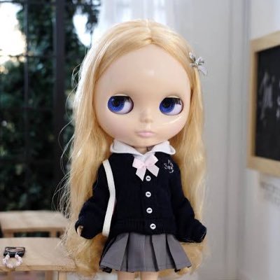 maihimebow's profile picture. 20+ asian | buying account | doll collector | dollfie, azone. petworks, pullip, blythe. tinyfox | otoge player