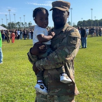 PUSHA_DJ's profile picture. #TeamPatriots,#TeamTattedup,#CollegeBoi #EIU. im a likeable asshole..