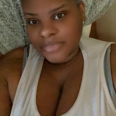 alove_1980's profile picture. #epilepsywarriorandadvocate💜💪🏾 #chronicallychill 🩵🧡💚💜 https://t.co/m8iEd1Jtg9 #bookworm #blerd 📚🤓 #musiclover 🎧🖤