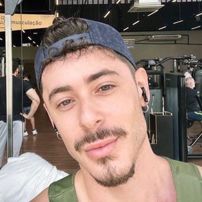 gambitfer's profile picture. i ' m number one y'all go argue over top 4  🇧🇷https://t.co/LXEtXWAsl3