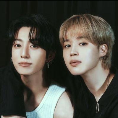 lady_with_luv7's profile picture. OT7 always | 🐥 heals my heart | 🐱 wrecked often | here to 💜 and rally behind what BTS stands for | '85 liner | b/u @lady_w_luv7